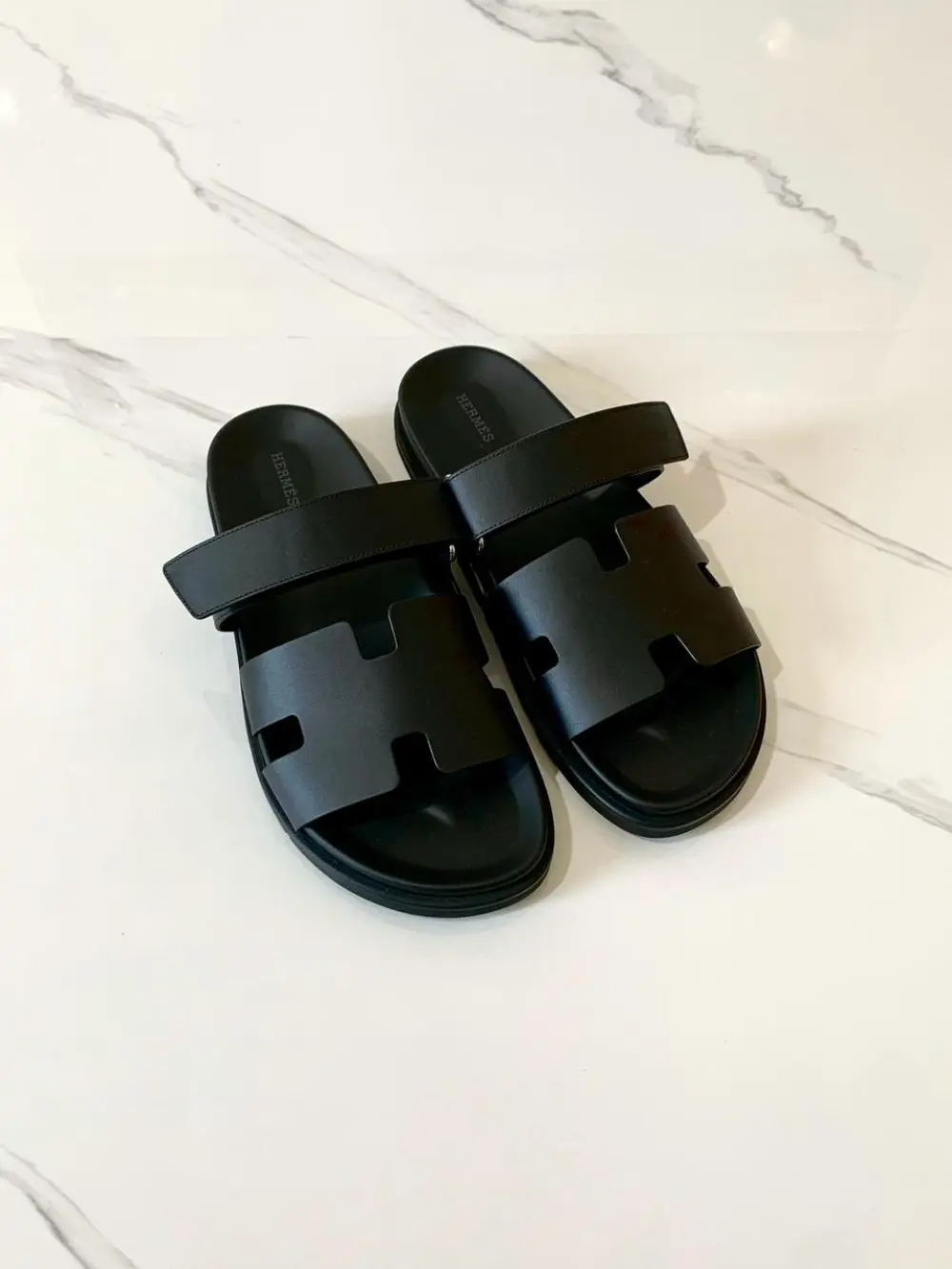 HERMES CHYPRE all black